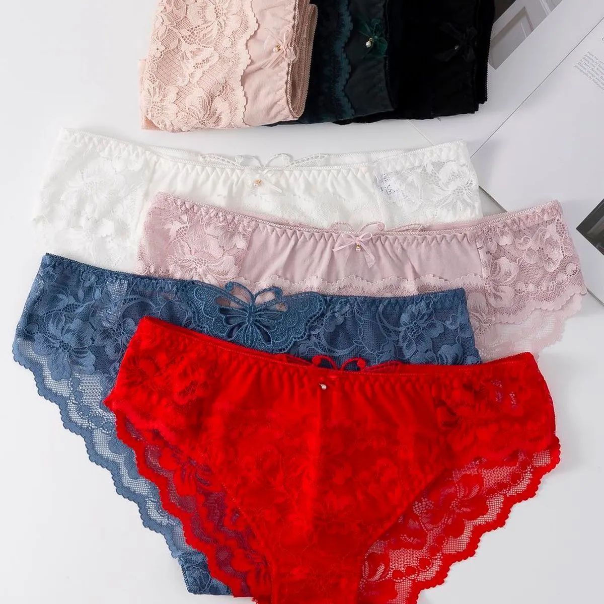 Majtki damskie Finella koronkowe S/M/L 6 kolorów