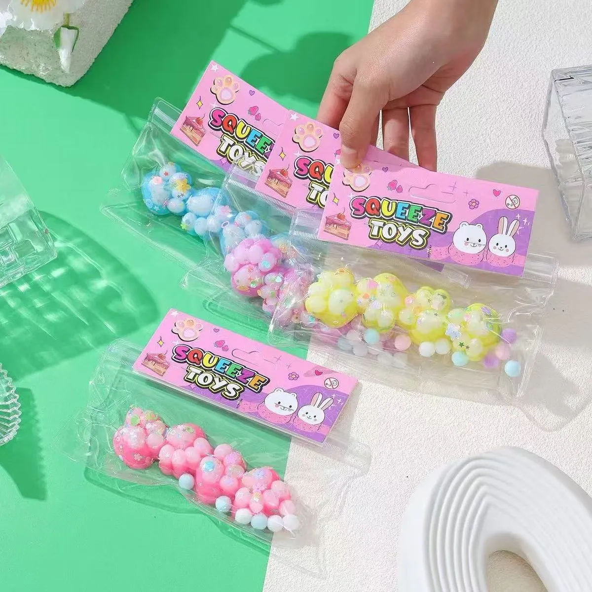 Zabawka Squeeze Toys Gniotek Łapka 20 szt.