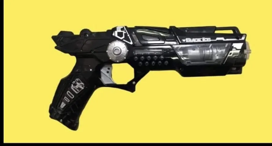 Pistolet dla dzieci Black Ice, czarny futurystyczny design