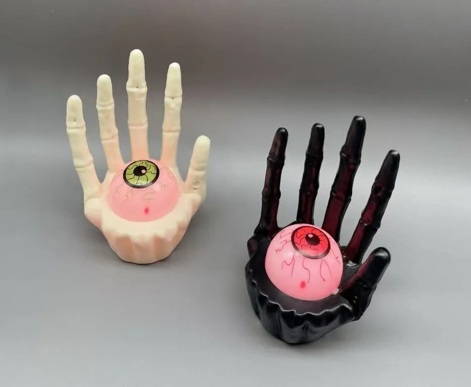 Dekoracja LED Halloween - Ręka szkieletu z okiem, 12 szt.