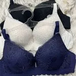 Biustonosz Damski Koronkowy 3 szt. Navy, Biały, Czarny