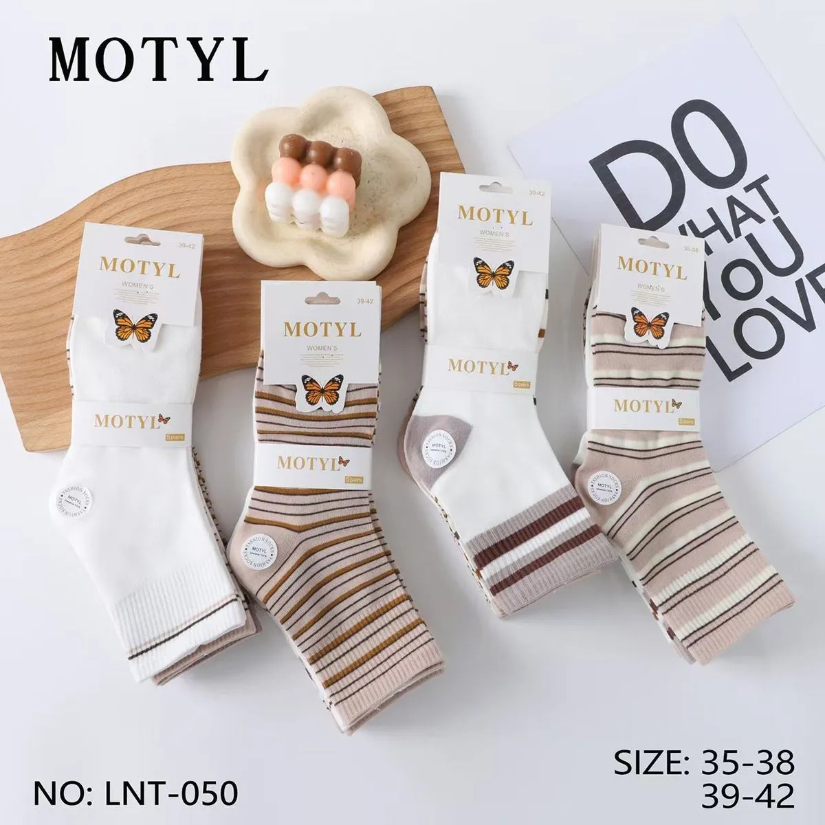 Skarpetki damskie Motyl rozmiar 35-38 i 39-42 LNT-050