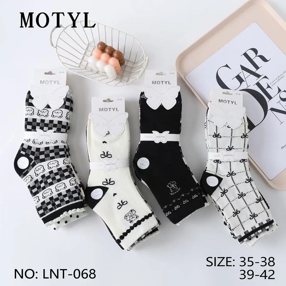 Skarpetki damskie Motyl czarne białe rozmiar 35-38/39-42