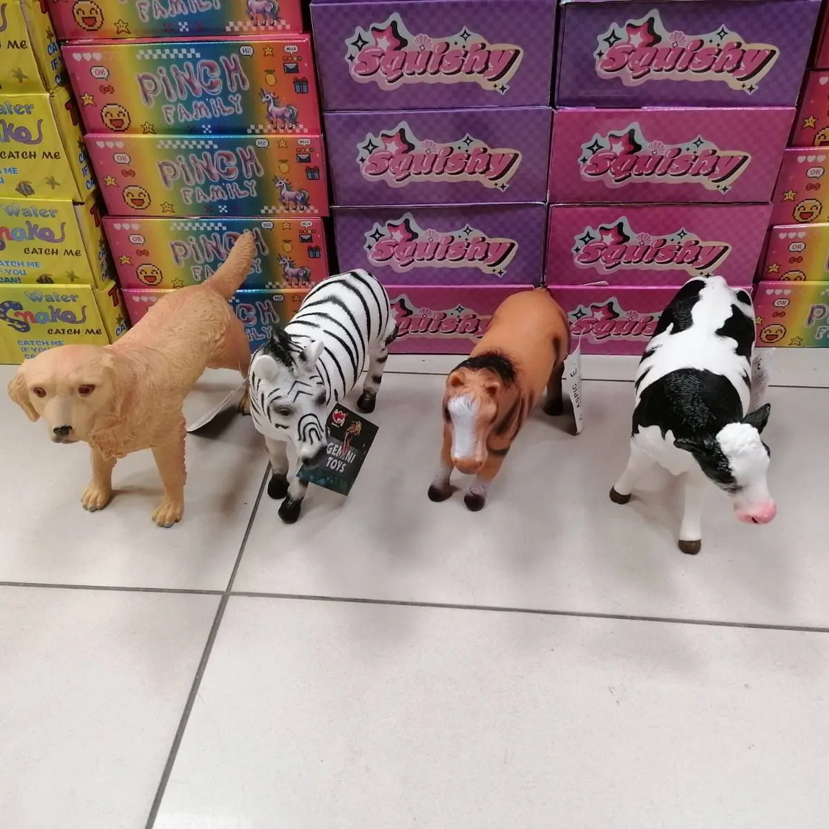 Figurki zwierząt Pandy Puppy: pies, zebra, koń, krowa