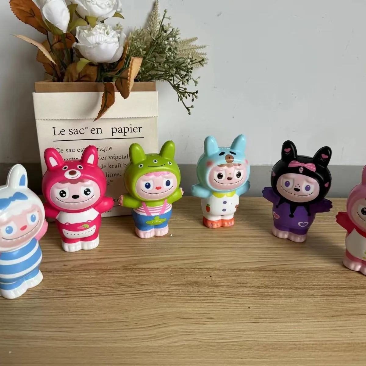 Zabawki Squeeze Toys Labubu - Gniotki Antystresowe 12 szt.