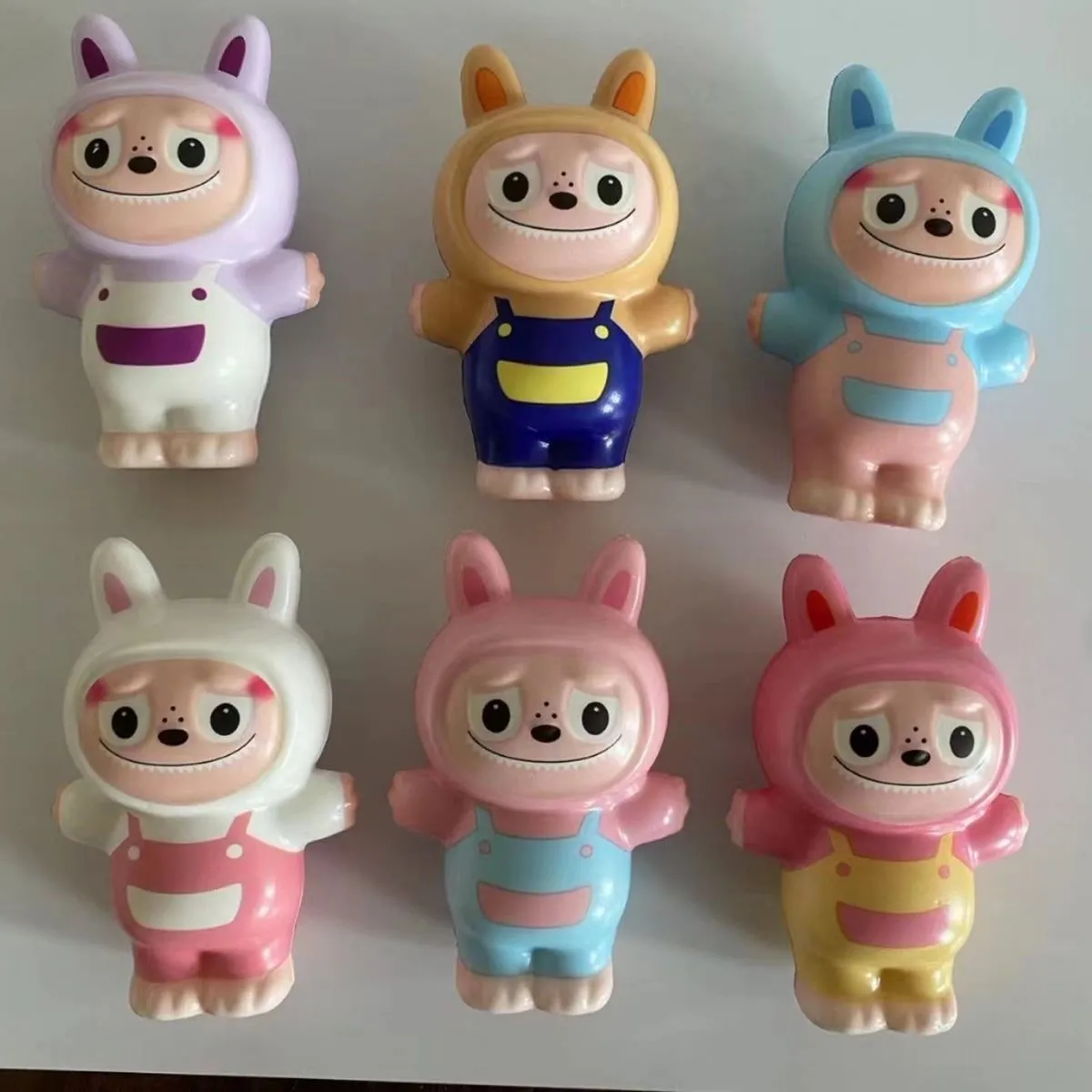 Zabawki Squeeze Toys Labubu Gniotki Antystresowe 12 szt.