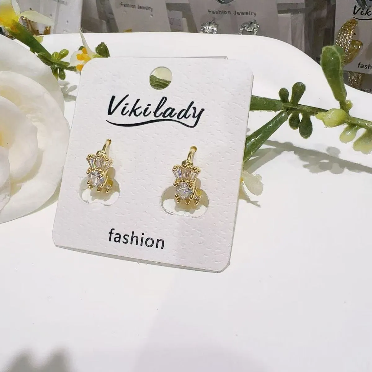 Kolczyki damskie wiszące złote Vikilady fashion