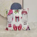Poszewki na poduszkę 40x40cm świąteczne z gnomami