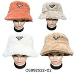Czapki damskie futrzane bucket hat beżowe i pomarańczowe