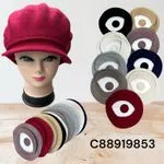 Czapki damskie beanie z pomponem, 12 szt