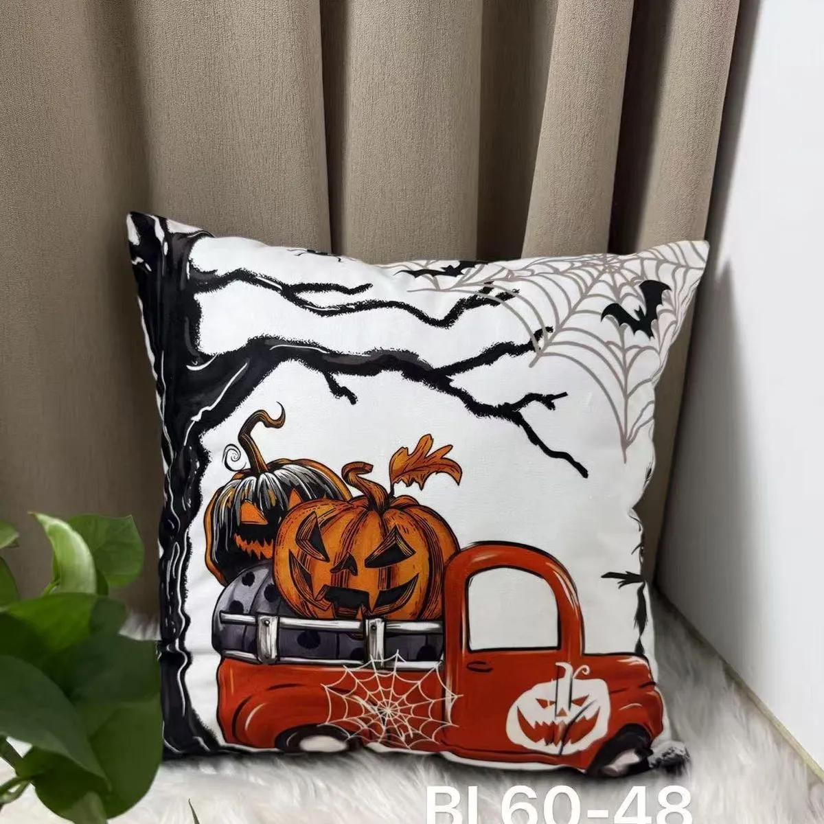 Poszewka Halloween Pickup z dyniami 40x40cm
