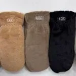 Rękawiczki damskie UGG futrzane mix kolorów 25F-02