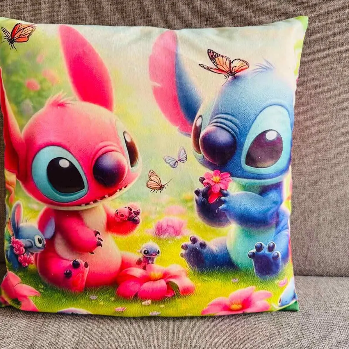 Poszewka 40x40cm Lilo & Stitch różowa i niebieska