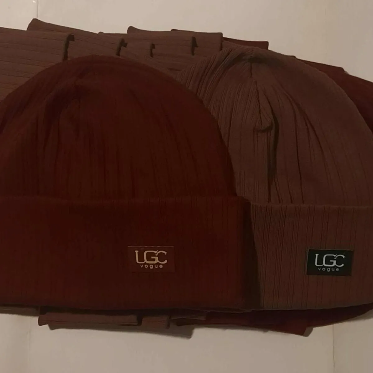 Czapki damskie beanie LGC brązowe, 12 szt/opak.