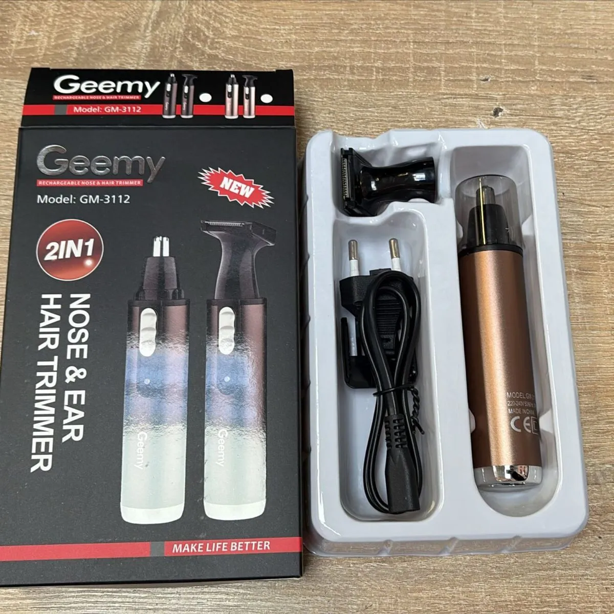 Trymer do nosa i uszu Geemy model GM312 2w1