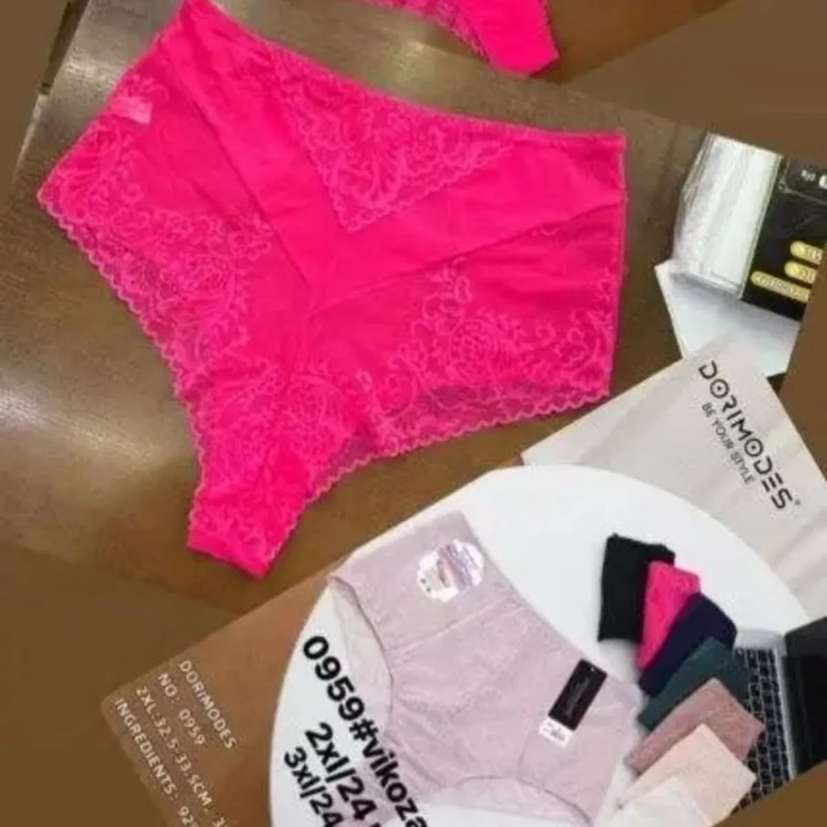 Majtki damskie koronkowe różowe model