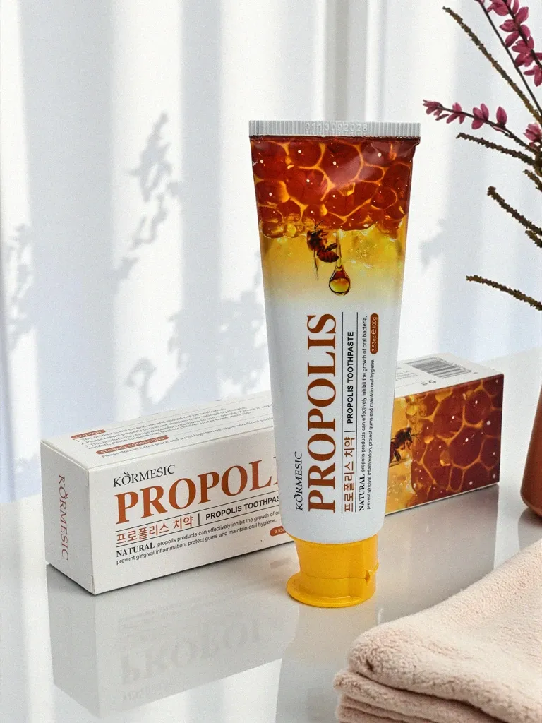 Pasta do zębów Kormesic Propolis