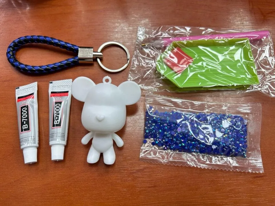 Zabawka Diamentowe DIY Brelok Miś z Cyrkoniami 12 szt.