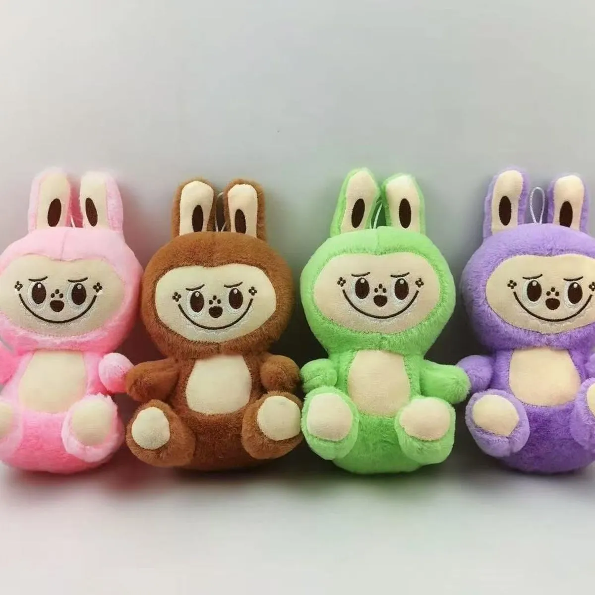 Maskotka Pluszowa Labubu 25cm Mix Kolorów Uśmiechnięta