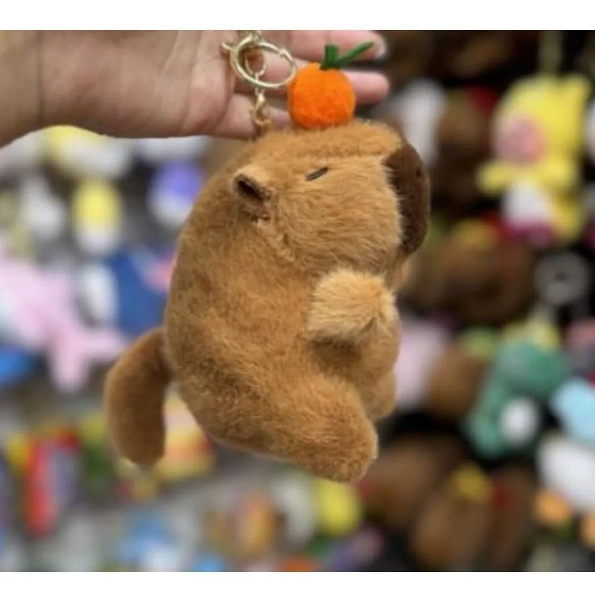 Maskotka Brelok Kapibara z Pomarańczą na Głowie