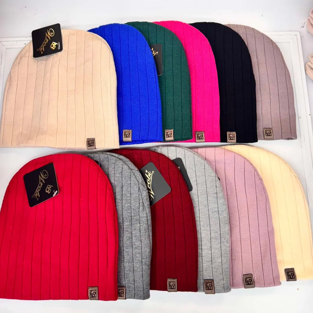 Czapki damskie beanie prążkowane 12 szt mix kolorów