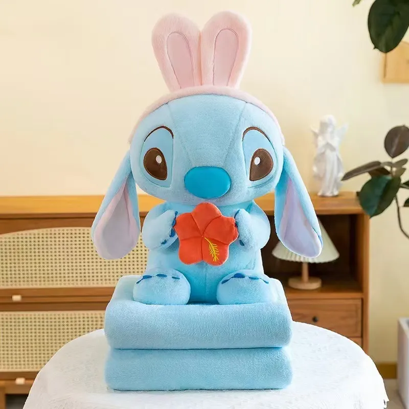 Maskotka Stitch z Kocykiem Wielkanocny Królik