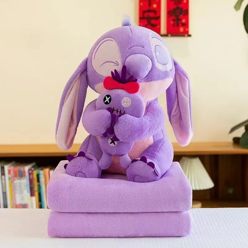 Maskotka Stitch z Kocyk i Lalką