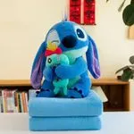 Maskotka Stitch z Kocyk i Lalką