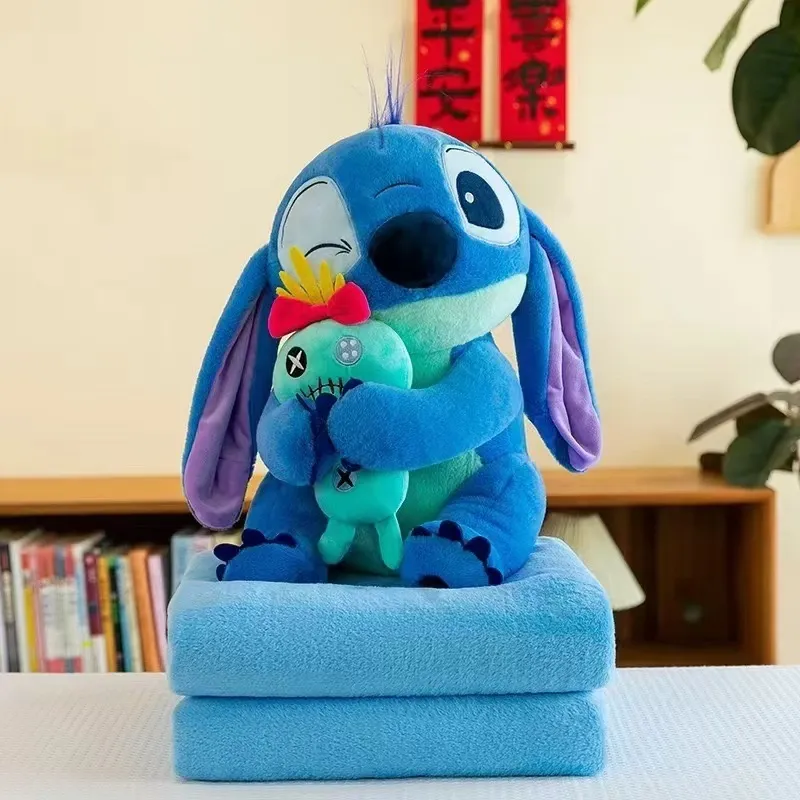 Maskotka Stitch z Kocyk i Lalką
