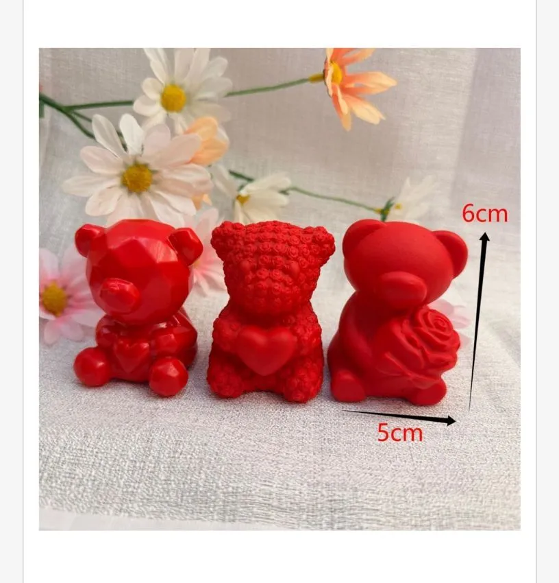 Świeczka LED dekoracyjna miś 6cm czerwony