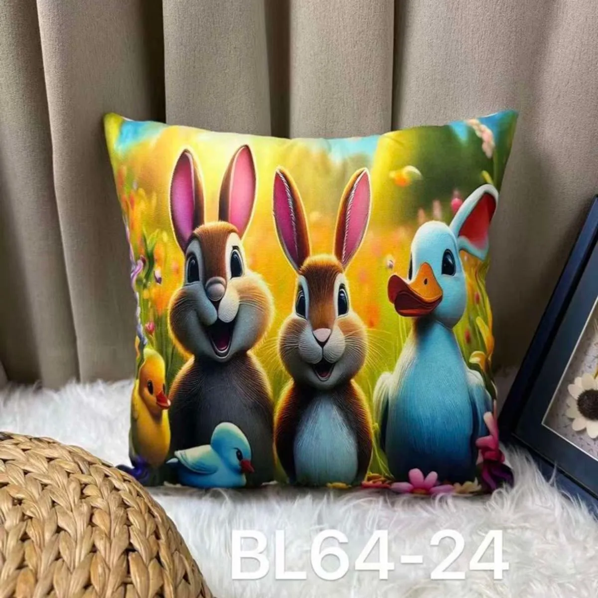 Poszewki Velvet 40x40 cm z motywem królików BL64-24