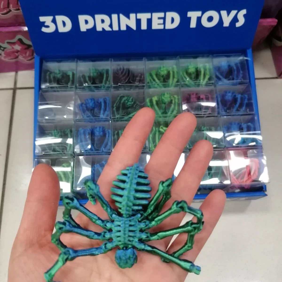 Zabawki 3D - Ruchome Pająki Szkielety, Mix Kolorów, 24 szt.