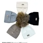 Czapki damskie z pomponem T22.509 Angora Viscosa 6 kolorów