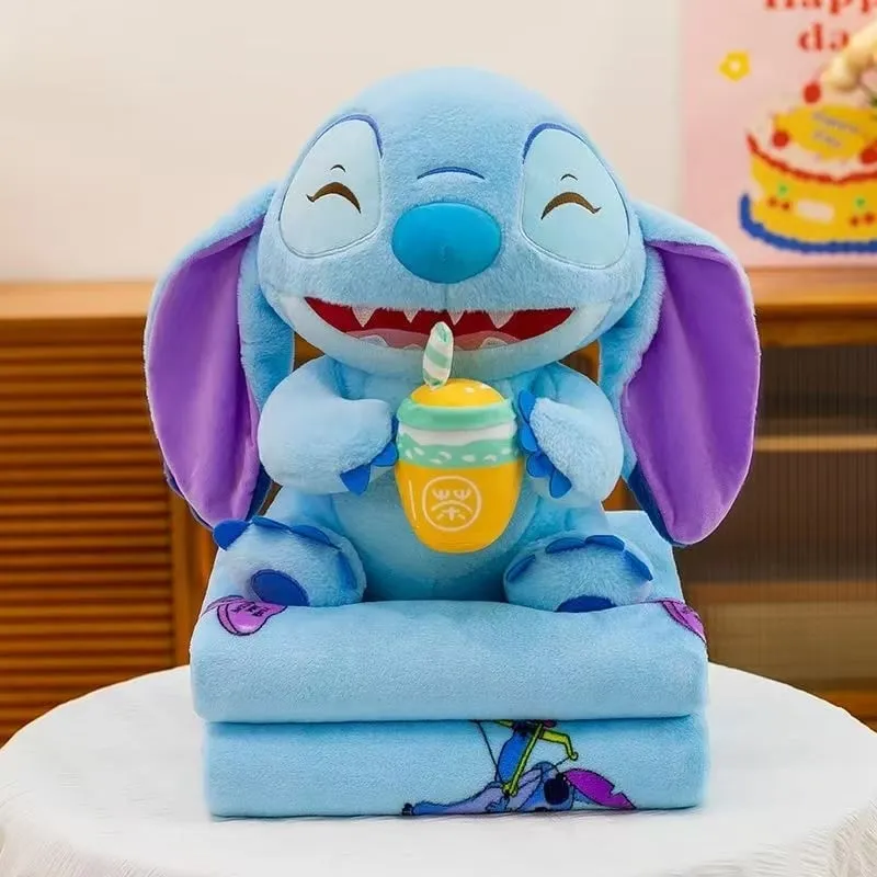Maskotka Stitch z kocykami niebieski