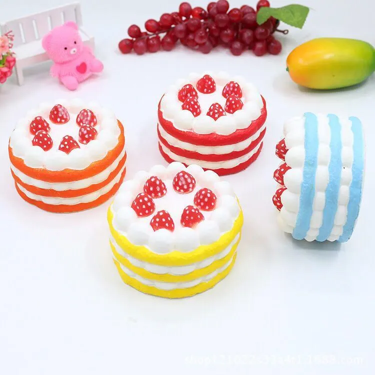 Gniotki Squeeze Toys Babeczki z Truskawkami 4 szt