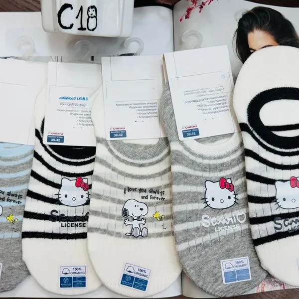 Skarpetki damskie z Hello Kitty i Snoopy 43