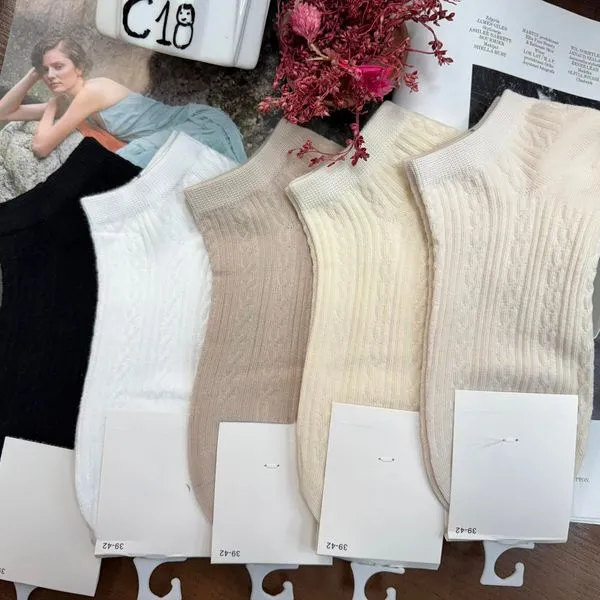 Skarpetki damskie niskie beżowe, czarne, białe, kremowe