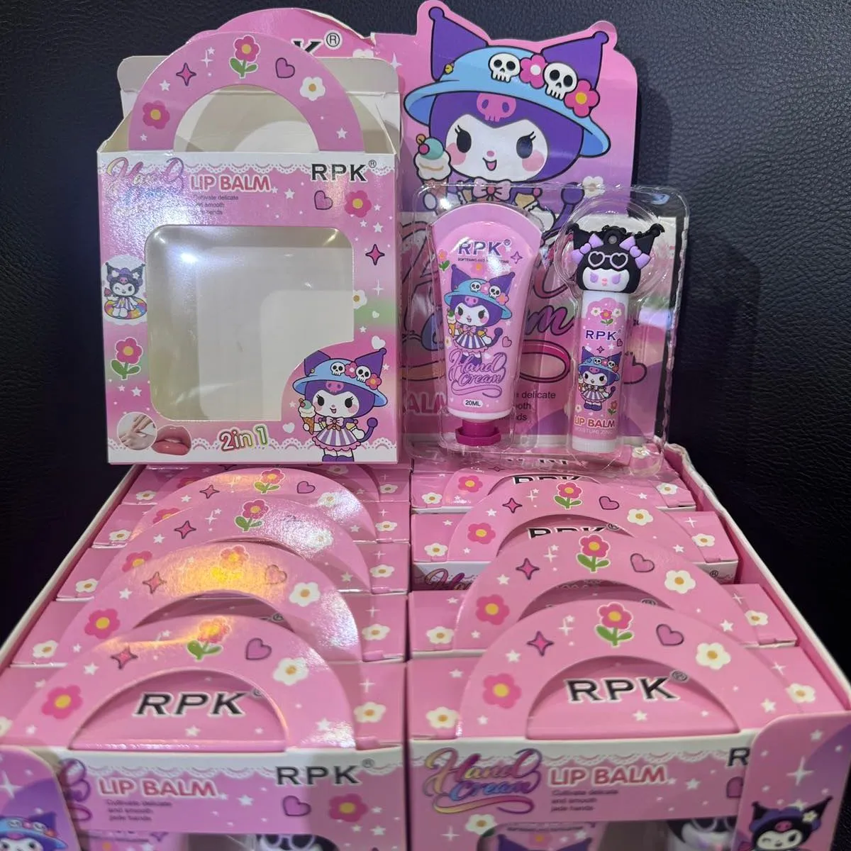 Zestaw RKP Kuromi Lip Balm i Krem do Rąk Różowy 12 szt