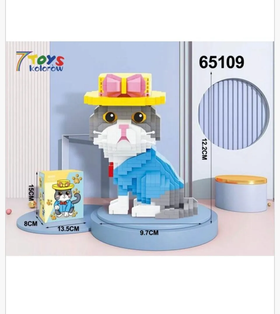 Klocki 832PCS Kot w Kapeluszu Figurka 12.2cm