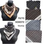 Chusty damskie 70/70 z napisem Monogram 12 szt/op