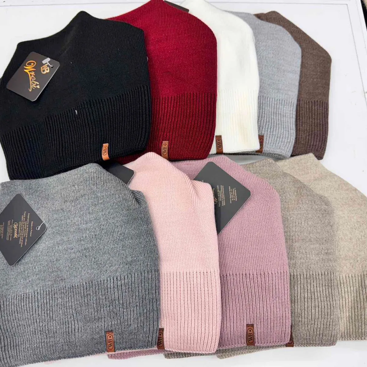 Czapki damskie beanie dzianinowe 12 szt mix kolorów