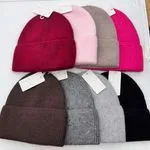 Czapki damskie beanie dzianinowe 10 kolorów
