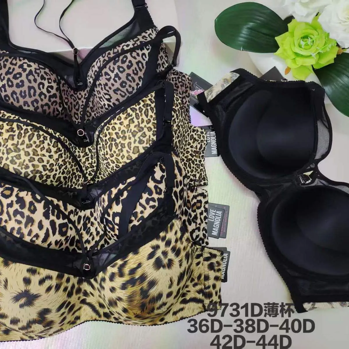 Biustonosz damski 36D-38D-40D 42D-44D wzór leopardo czarny