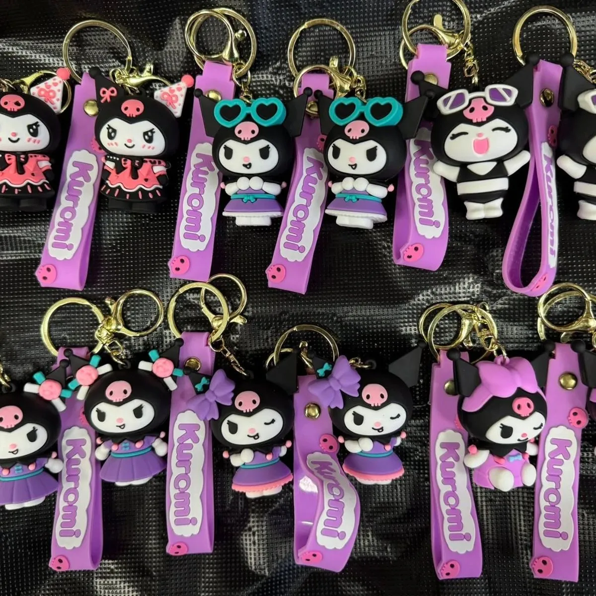 Breloki gumowe z figurkami Kitty 24 szt