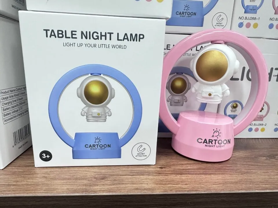 Lampka nocna Astronauta Magnetyczny LED, 6 szt.