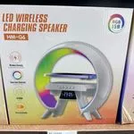 Głośnik Lampka LED Bluetooth HM-G6 Ładowarka Indukcyjna 15W RGB