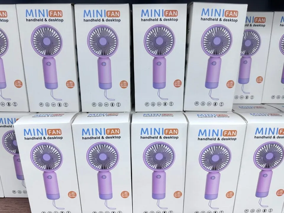 Mini Fan dla Dzieci - Przenośny Wentylator Ręczny i Biurkowy, Fiolet