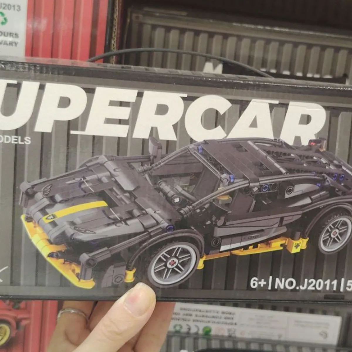 Klocki Super Car 589PCS Pull Back 6+ NO.J2011