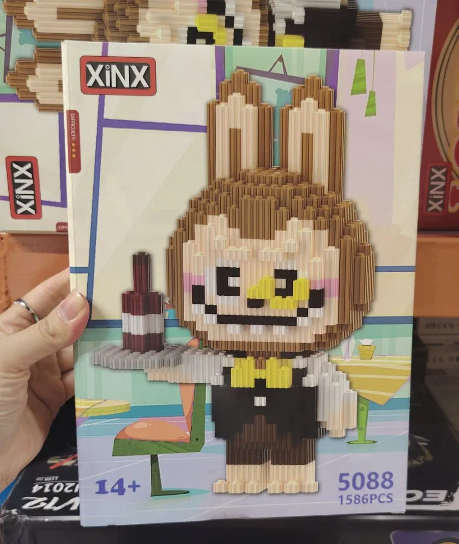 Klocki Labubu kelner 1586pcs XINXX 14+