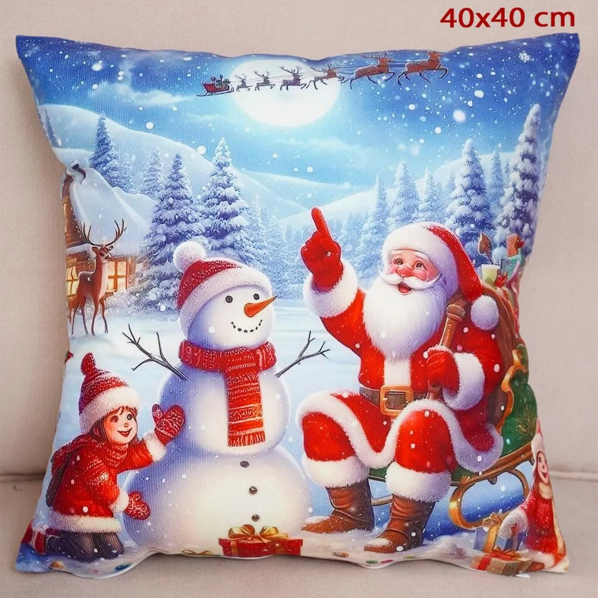 Poszewki 40x40 cm świąteczne ze Świętym Mikołajem